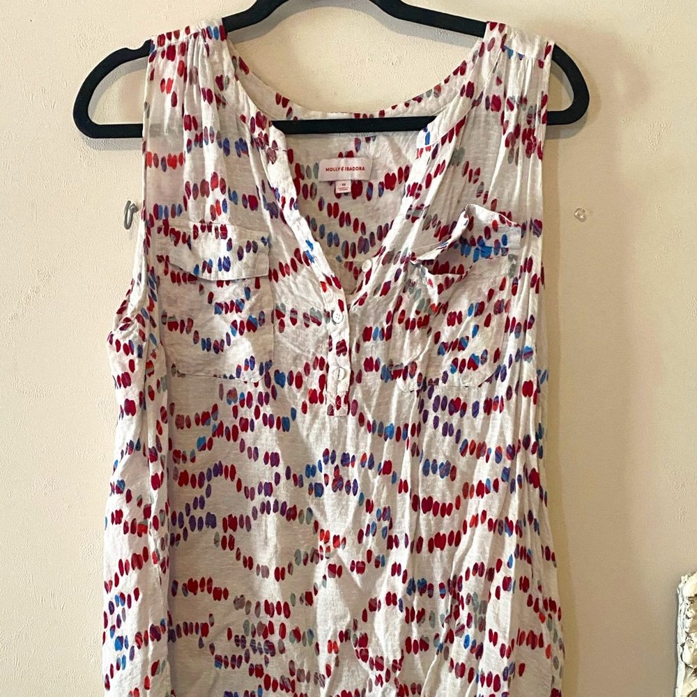 1X Sleeveless top from Molly & Isadora